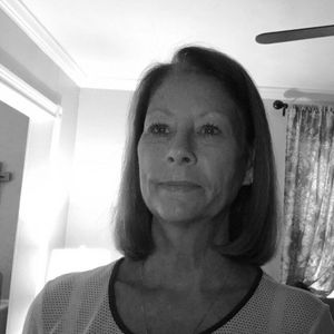 Meet your Posher, Debbie